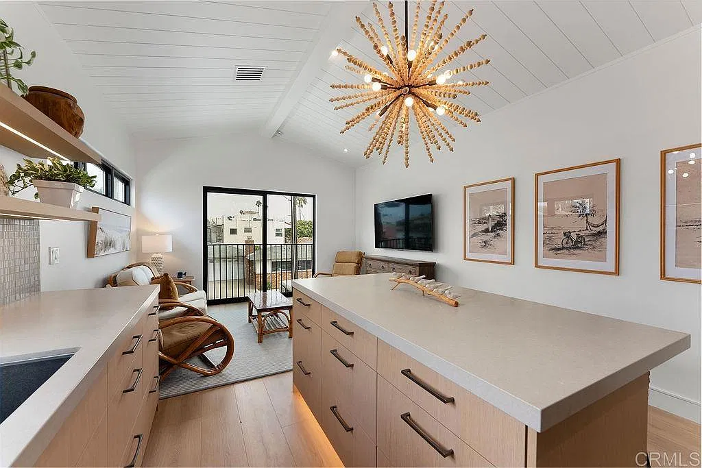 1 bed, 661 sqft, $4,000 — Photo 4