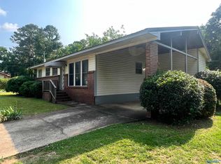 513 5th Ave SE, Jacksonville, AL 36265