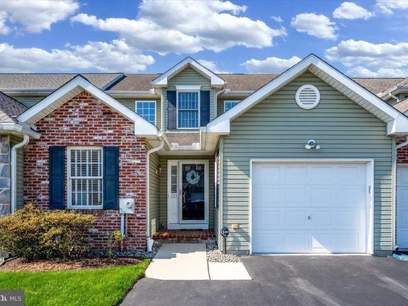 223 Hoyer Ct, Wilmington, DE 19803