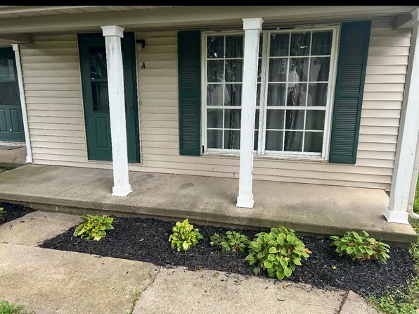 610 S Duncan Rd APT A, Champaign, IL 61821