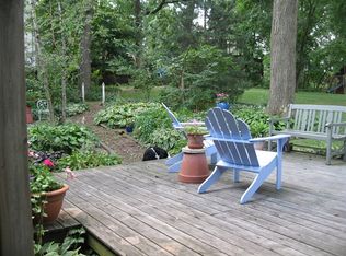 3N054 Woodview Dr, West Chicago, IL 60185