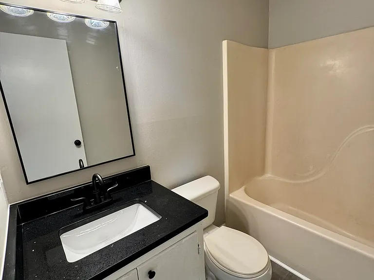 705 Peed Dr #15 — Photo 12