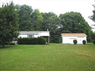 127 Ross Ln, Hilliards, PA 16040