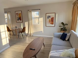 457 Chamberlin Dr, Ballwin, MO 63021