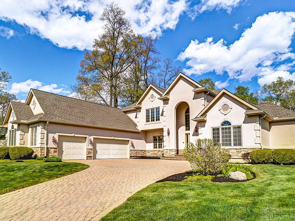7232 Meeker Creek Dr, Dayton, OH 45414 Zillow