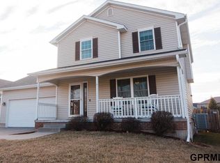 1901 NW 46th St, Lincoln, NE 68528