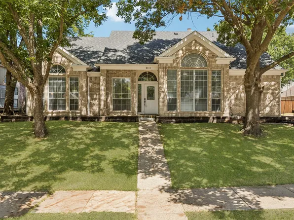 8113 Pickard Dr, Rowlett, TX 75088