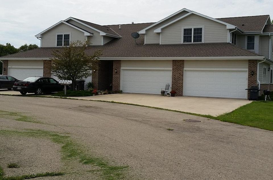 1st image of 450D Quiet Meadow Ln