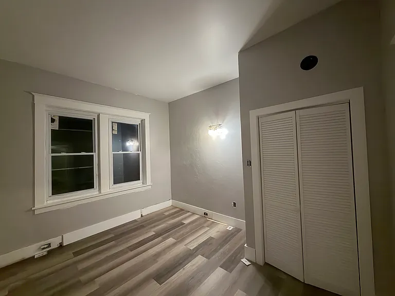 907 Chartiers Ave #2 — Photo 7