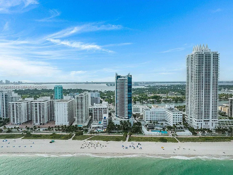 6301 Collins Ave #2203 — Photo 33