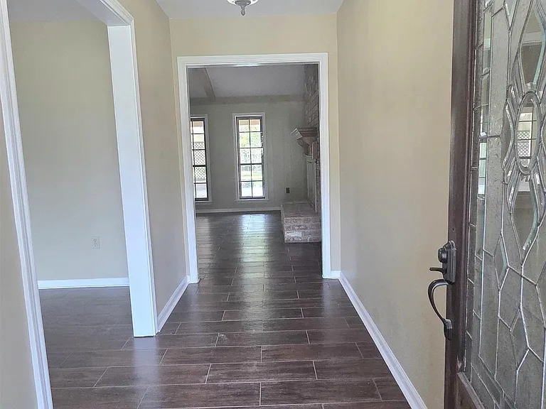 12119 Mallory Ave — Photo 11