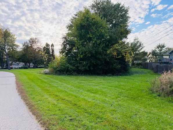 1322 Teakwood Ln, Crystal Lake, IL 60014