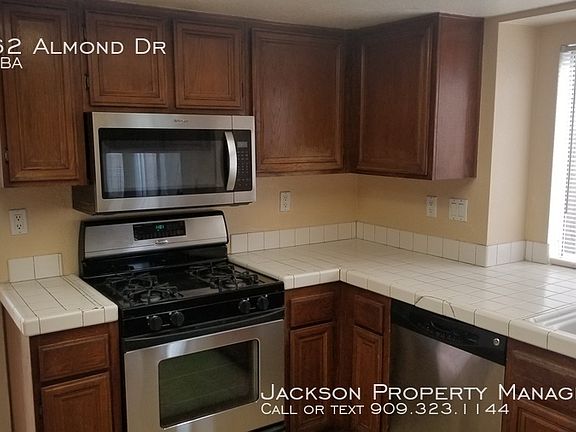 4th image of 11962 Almond Dr