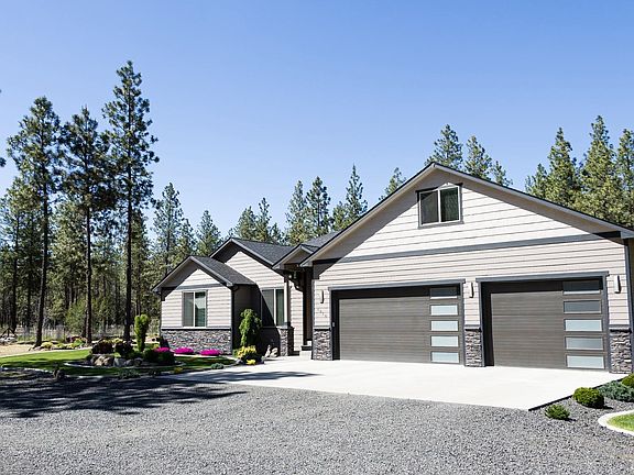 3rd image of 6810 W Melville Rd