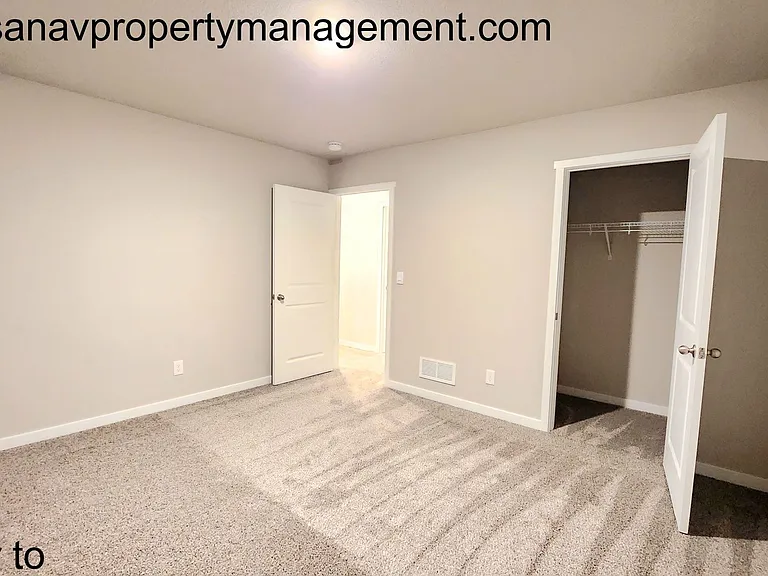 2459 SE Fox Valley Dr — Photo 19