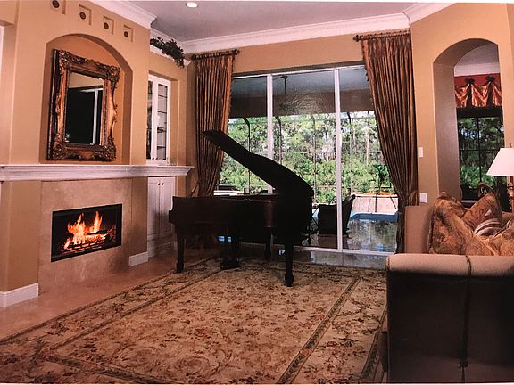 2nd image of 26069 Fawnwood Ct