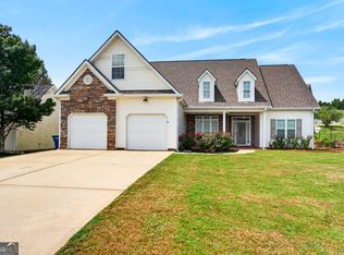 105 Churchill Dr, Lagrange, GA 30241
