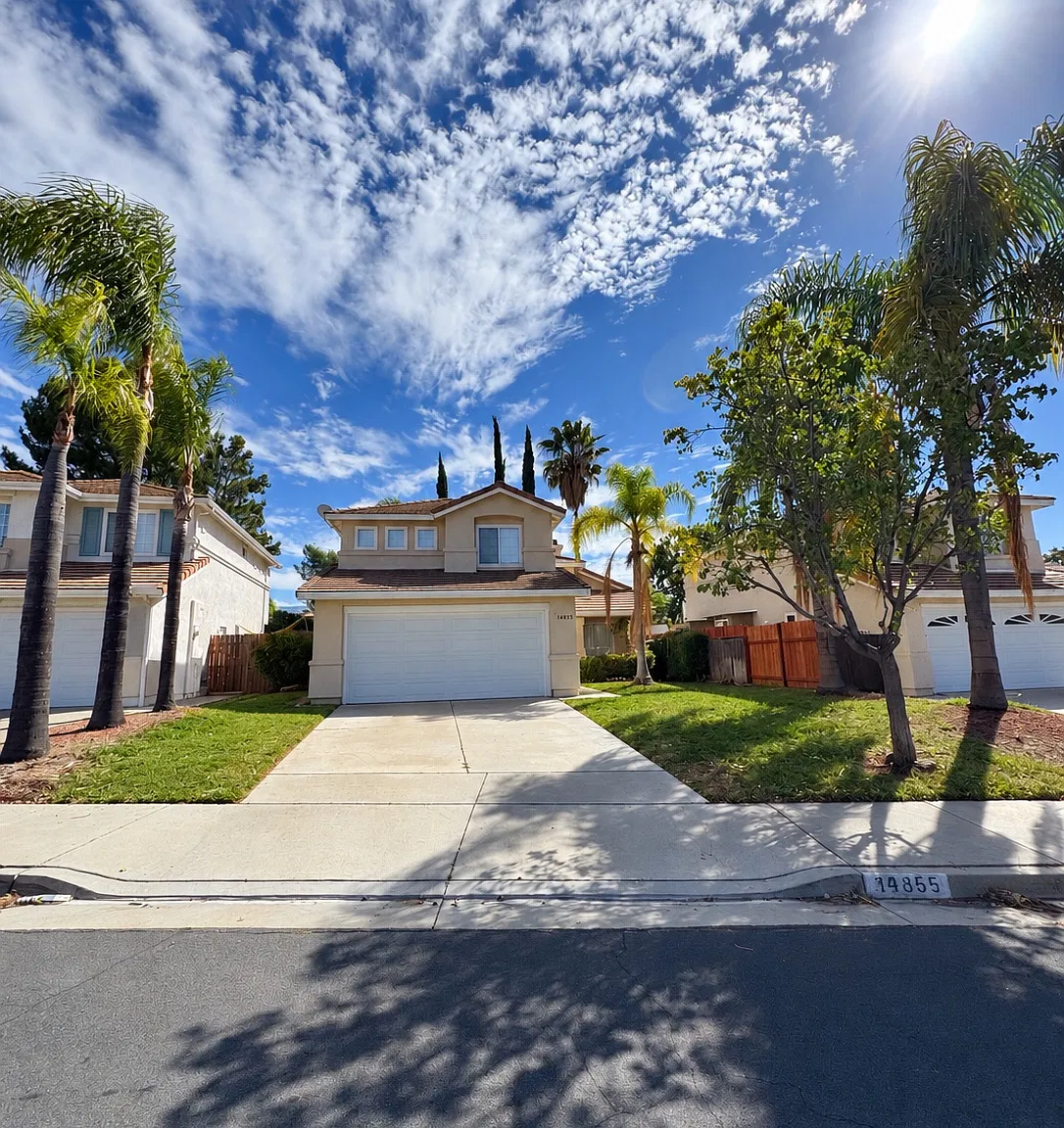 3 bed, 2.5 bath, 1480 sqft, $2,895 — Photo 2