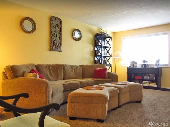 4th image of 110 Ocean Beach Blvd #5