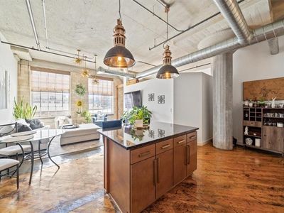 2029 Wyandotte St APT 202, Kansas City, MO, 64108