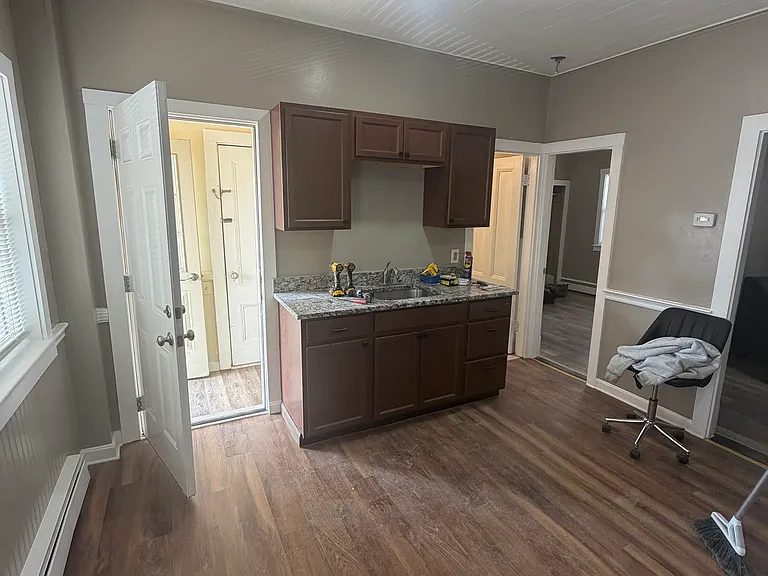 531 Ash St #1 — Photo 2