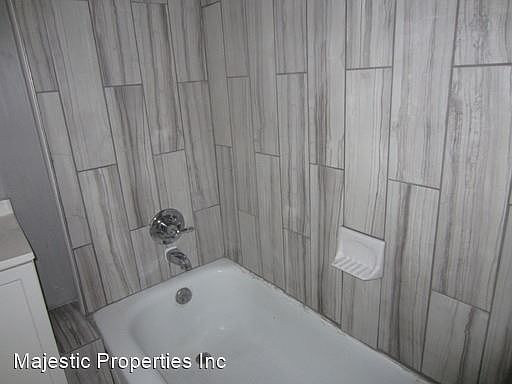 3rd image of 421 Southview Ave