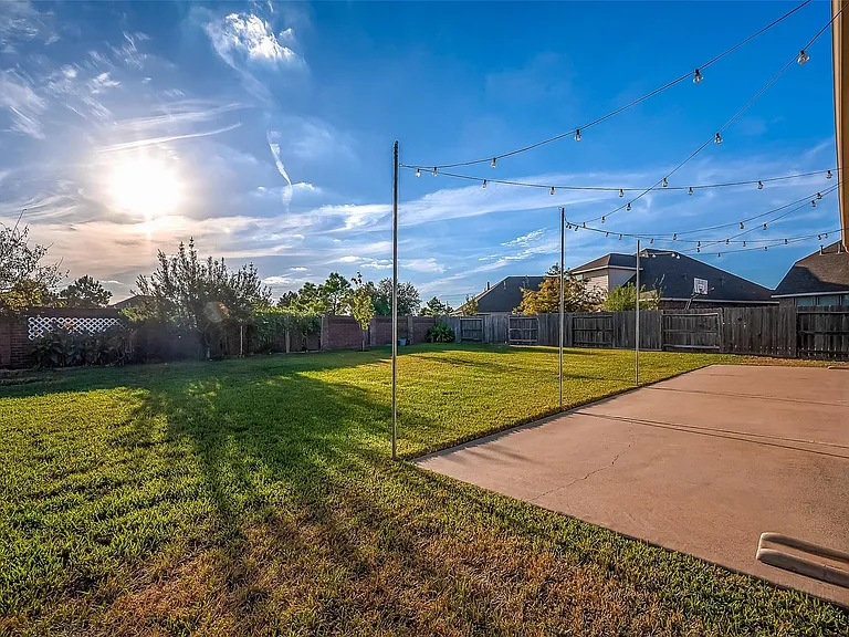 10839 Paula Bluff Ln — Photo 46