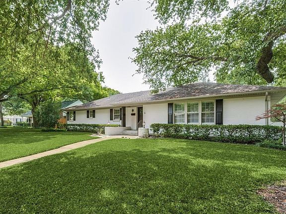 2nd image of 10418 Silverock Dr