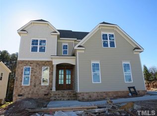 945 Weycroft Ave, Cary, NC 27519