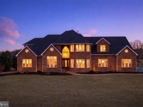 240 Glendobbin Rd, Winchester, VA 22603