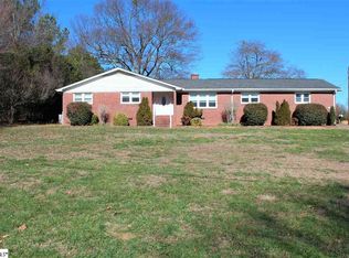 3015 Roper Mountain Rd, Simpsonville, SC 29681