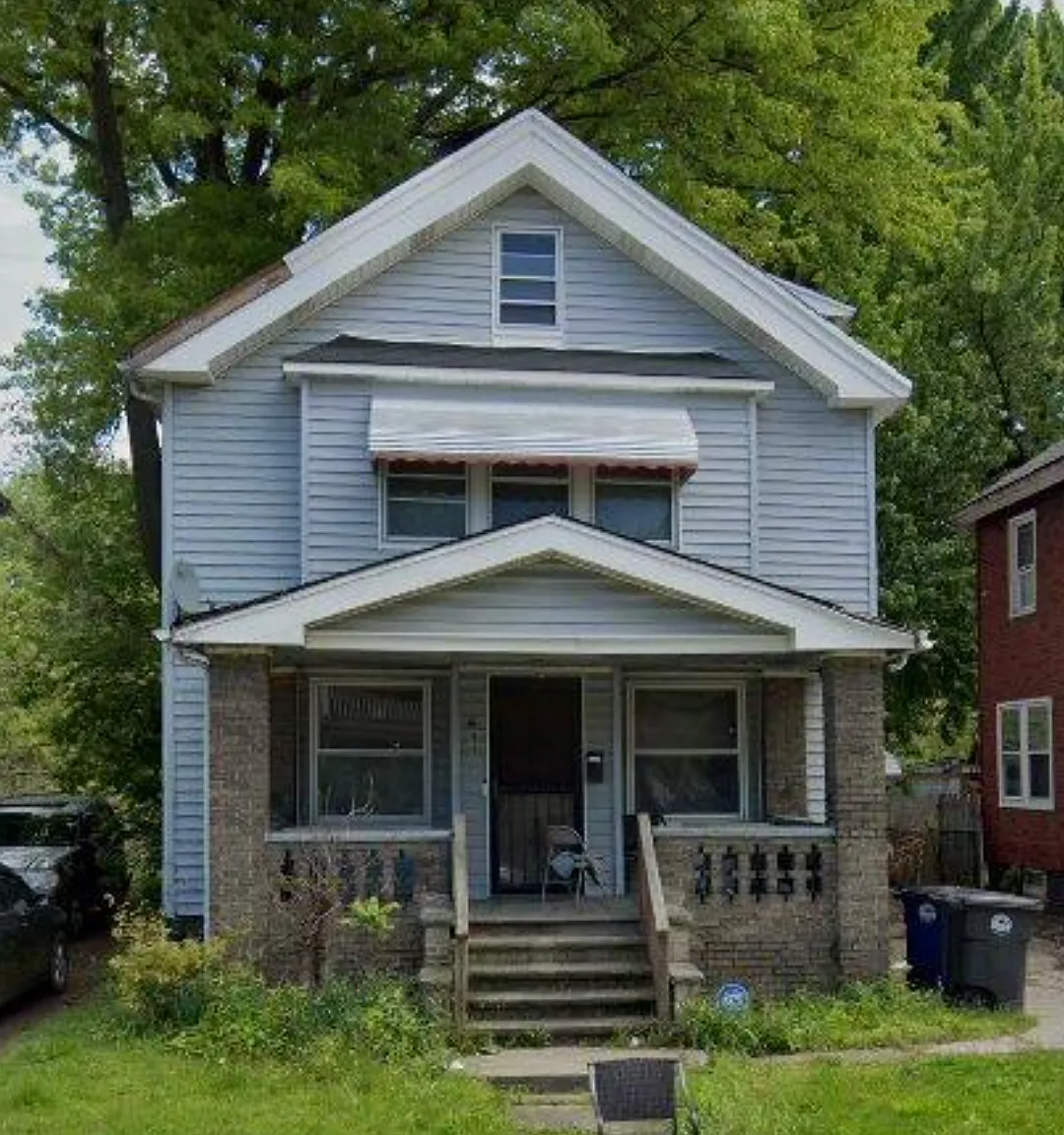 3 bed, 1218 sqft, $42,000 — Photo 1