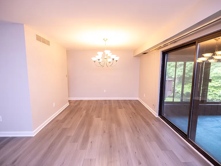 10265 Windstream Dr — Photo 32