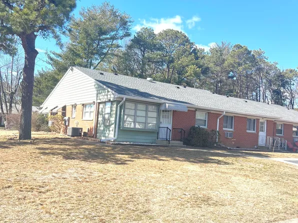 10 Bennington Lane #A, Whiting, NJ 08759