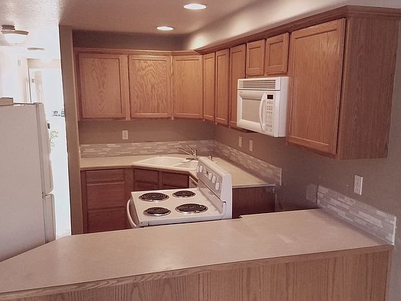 4th image of 5540 NE 89th Ave