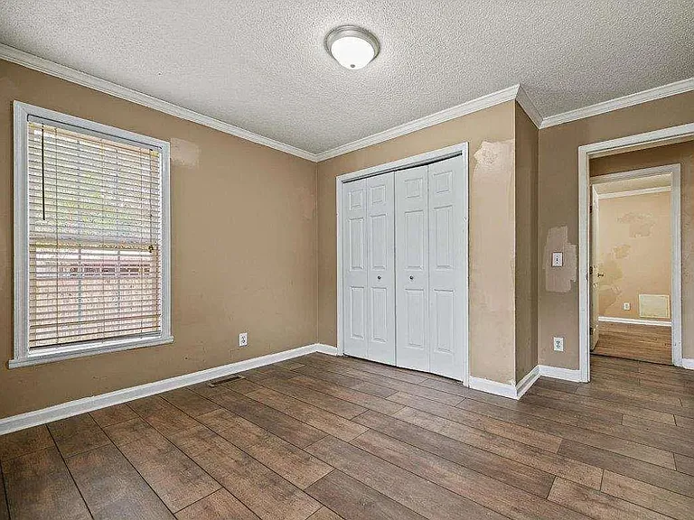 3016 Greystone Cir — Photo 1