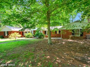 18401 Beech Ln, Triangle, VA 22172