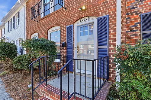 2505 Patriot Way #D Photo 1