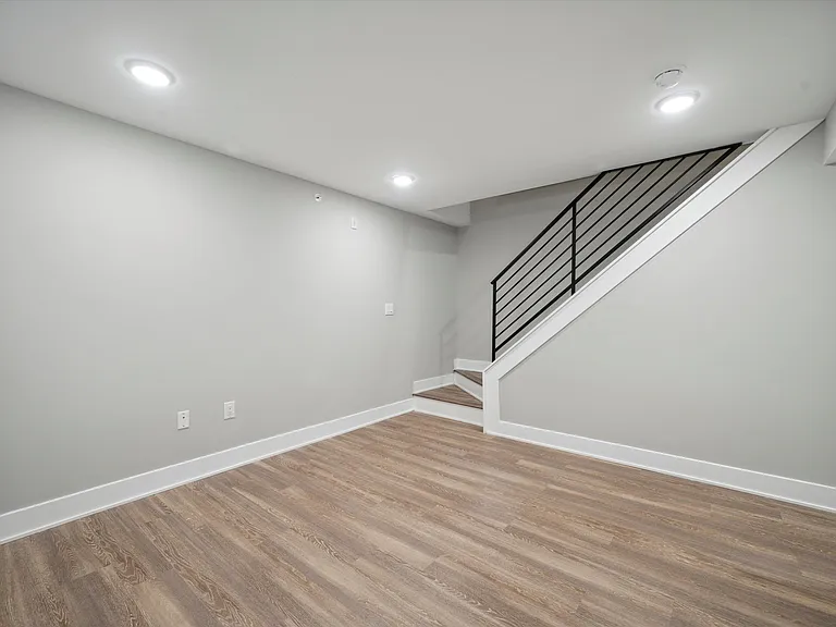 1511 N 17th St #1R — Photo 19