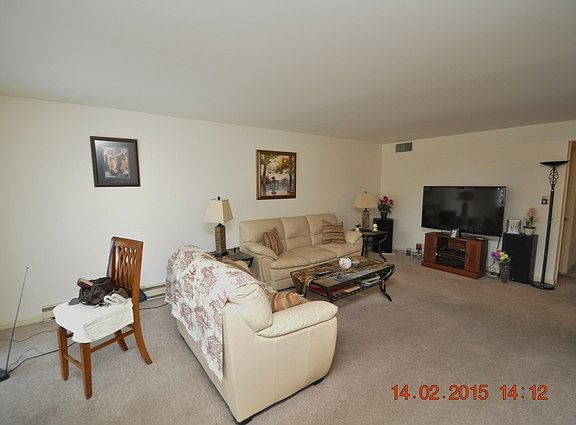 2nd image of 9813 S Keeler Ave