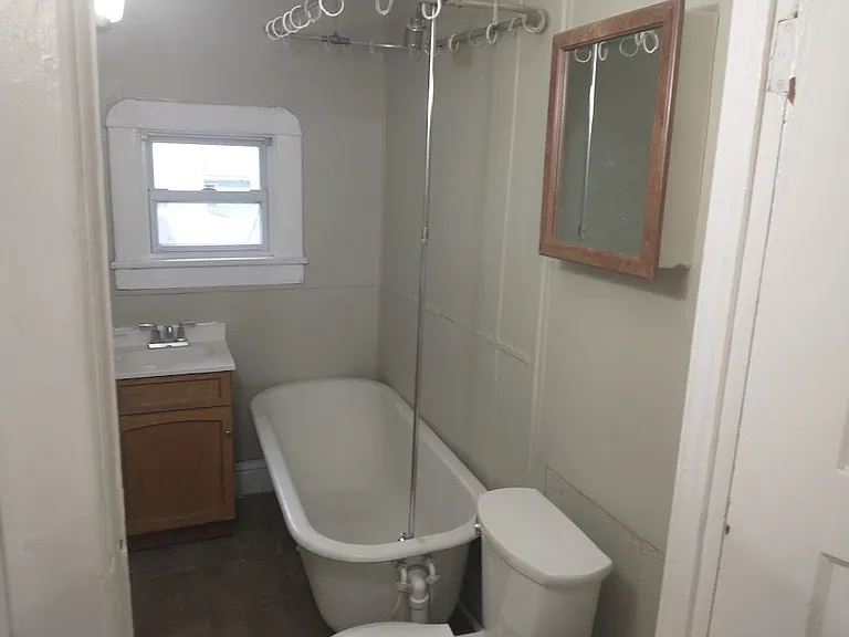610 Gardner Ct #1 — Photo 2