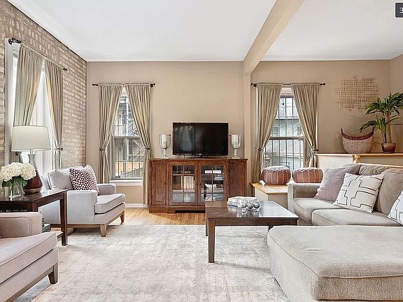 2nd image of 2636 N Orchard St APT 1