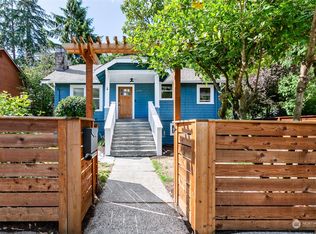 1049 NE 92nd St, Seattle, WA 98115