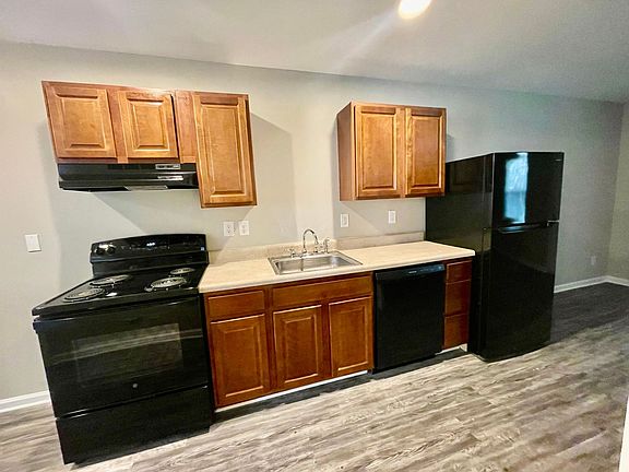 4th image of 2212 Catherine Simmons Ave APT B