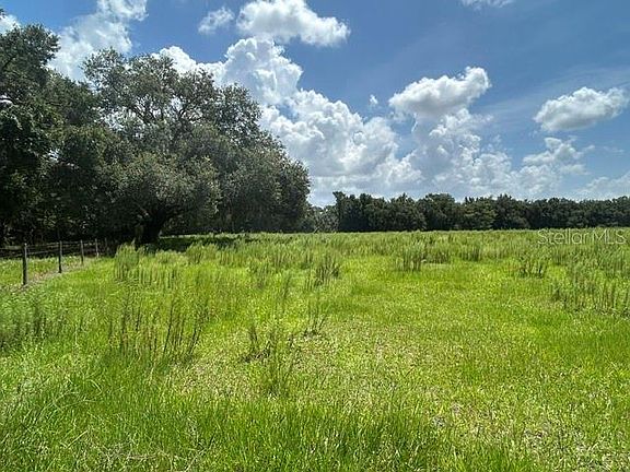 3rd image of SE 34TH WAY LOT 4