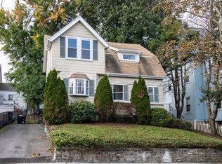 35 Oakland Ave, Everett, MA 02149