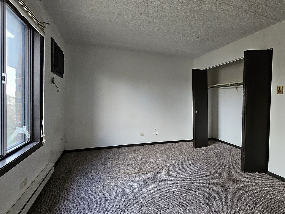 625 N Briar Hill Ln APT 4, Addison, IL 60101 Zillow