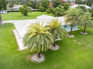 9505 SW 68th St, Miami, FL 33173