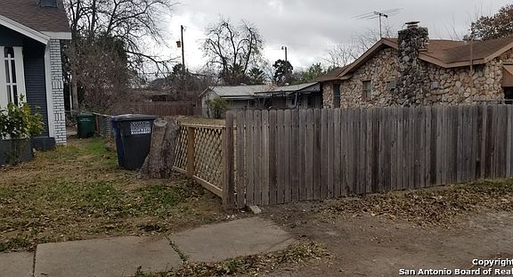 4th image of 110 Dorothy St #1