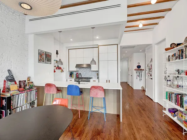 337 Chauncey St #4, Brooklyn, NY 11233